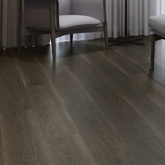 Kvartsvinylgolv SPC Dark Oak / 5 mm / klass 33 / klick (~229 SEK/m²)